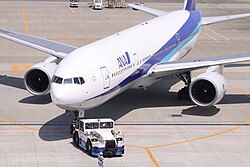 空港の地上支援業務:グランドハンドリングの役割と仕組み