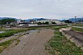 御坂川（左）と砥部川（右）