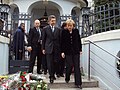 ドイツの首相(当時)アンゲラ・メルケルとその夫ヨアヒム・ザウアー