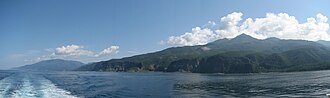 知床半島 北岸の カムイワッカ湯の滝 の近くのオホーツク海から