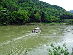 最上川渡船