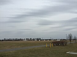 上空を覆う巻層雲に続けて広がってきた高層雲