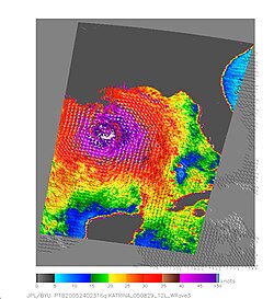 2005年8月28日、 メキシコ湾 上空の ハリケーン・カトリーナ のQuikSCATによる画像