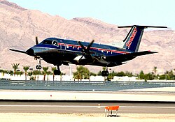 EMB-120の機体