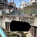 歩道として整備された暗渠の例