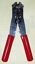 オートマチックワイヤーストリッパー(電線の中間むきも皮むきが可能なタイプ)