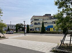 タワーの下部