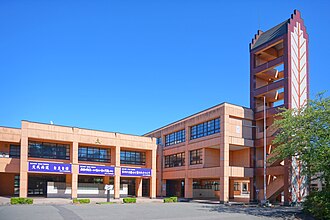秋田県立秋田高等学校の歴史と概要