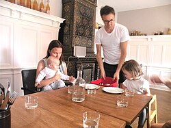 スウェーデンの夫婦とその子供たち
