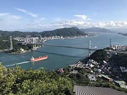 火の山駅の屋上より望む関門海峡・関門橋方面