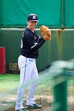 千葉ロッテマリーンズの左腕投手：秋山正雲の経歴と特徴