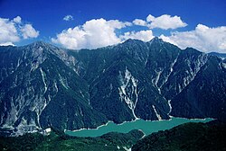 大観望から望む 赤沢岳、針ノ木岳、黒部湖