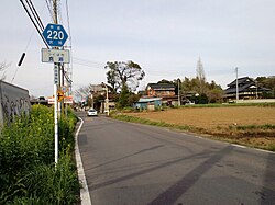 つくば市真瀬付近の道路風景