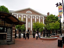 私立大学の仕組みと経営構造