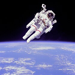 宇宙飛行士の役割と定義