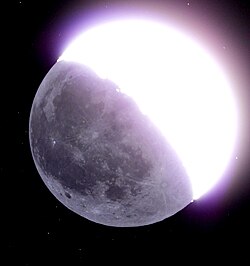 上弦に近い頃の地球照